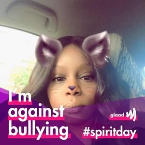 Meet your Posher, Joy